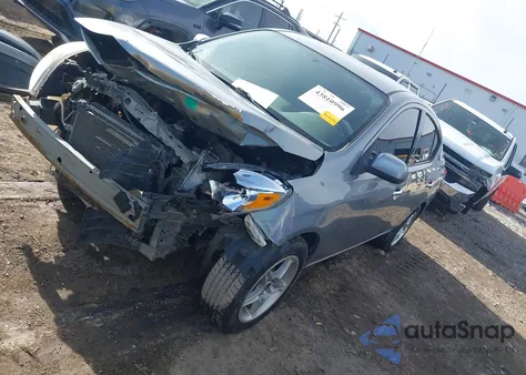 2014 Nissan Versa 1.6 Sv z USA, uszkodzony, nr VIN 3N1CN7AP8EL818978